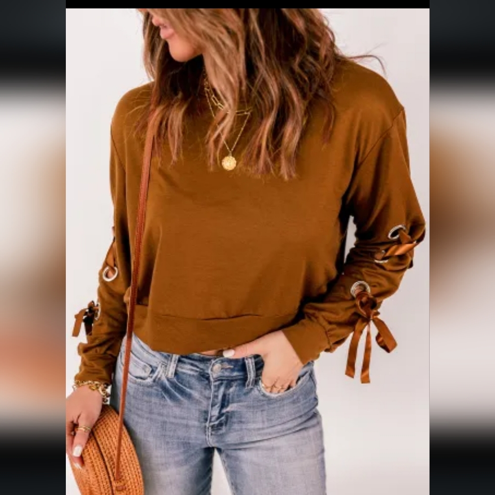 ❤️New Trendy grommet ribbon sleeve crop top - Picture 3 of 16